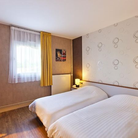 Cit'Hotel Du Circuit Magny-Cours Bagian luar foto